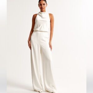 Abercrombie and Fitch White Jumpsuit / Bridal Jumpsuit! Never been worn before!